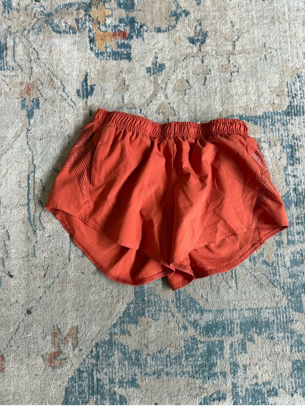 Oiselle women’s Running Shorts - Lightweight Athletic Shorts small/4